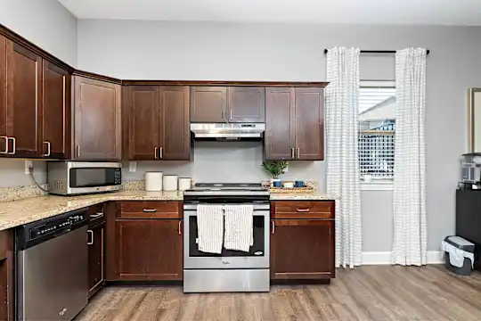 Summit Crossing - Kansas City, MO - Photo 46