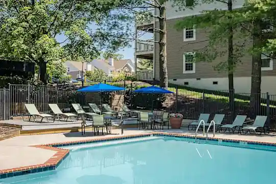 The Elms At Kingstowne - Alexandria, VA - Photo 6