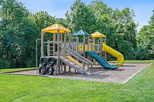 Galbraith Pointe Apartments and Townhomes - Cincinnati, OH - Photo 48