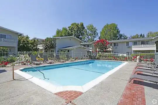 River Walk Apartments - Campbell, CA - Photo 2