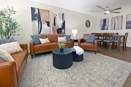 Legacy on Lynnfield - Memphis, TN - Photo 3