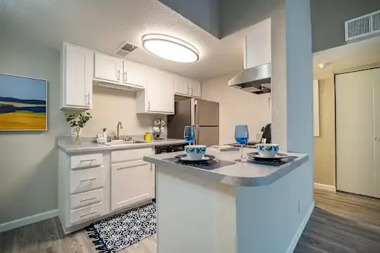 Villa Serena - Albuquerque, NM - Photo 1