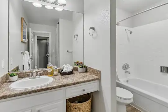 Summerwood Apartments - Santa Clara, CA - Photo 11