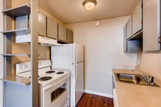 Meadows Pointe - Colorado Springs, CO - Photo 5