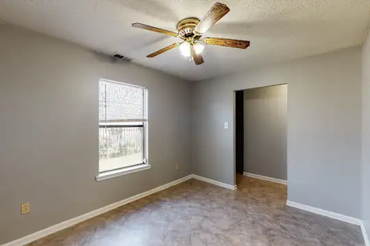 Mill Creek Apartments - Memphis, TN - Photo 11