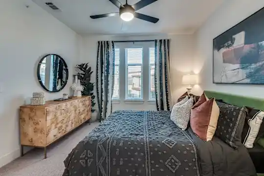 Lenox Dentwood - Dallas, TX - Photo 6