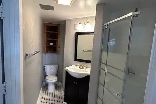 Apartments at 400 Elmwood - Buffalo, NY - Photo 12
