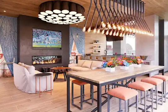 Two Light Luxury Apartments - Kansas City, MO - Photo 16