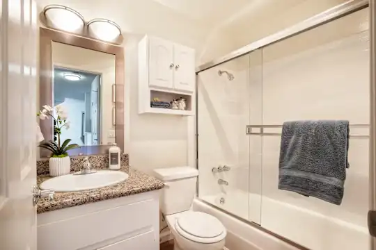 Newport Apartments - Campbell, CA - Photo 21