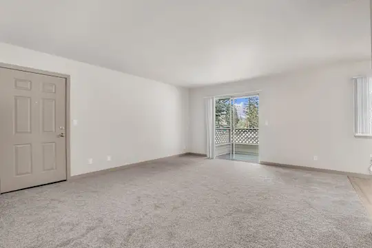 River Walk Apartments - Campbell, CA - Photo 22