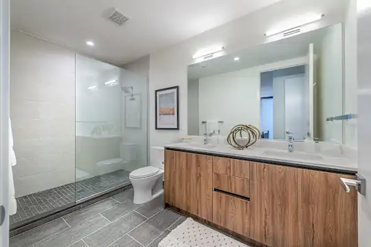Eastline Residences - Dallas, TX - Photo 8