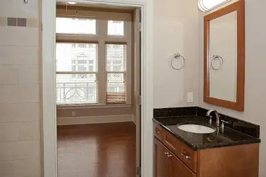 Hibernia Tower Apartments - New Orleans, LA - Photo 50
