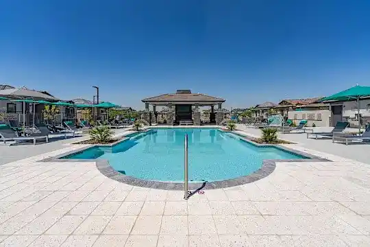 Vlux at Sunset Farms - Tolleson, AZ - Photo 35