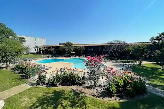 Centro Studio Homes - Austin, TX - Photo 22