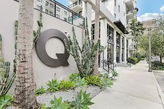 The Queue Apartments - Fort Lauderdale, FL - Photo 3