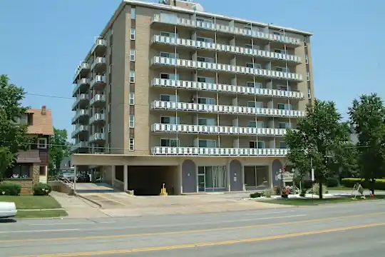 Clifton Park & Clifton House - Cleveland, OH - Photo 2