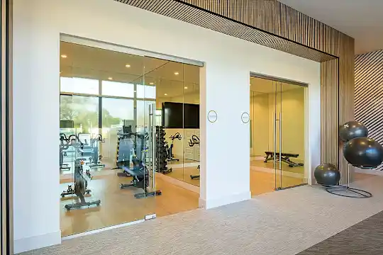 Treo Apartments - Fort Lauderdale, FL - Photo 18