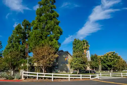 Stonegate Apartments - Riverside, CA - Photo 2
