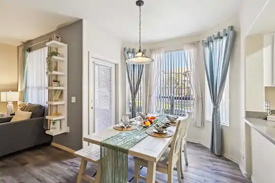 The Villas at Camelback Crossing - Glendale, AZ - Photo 60