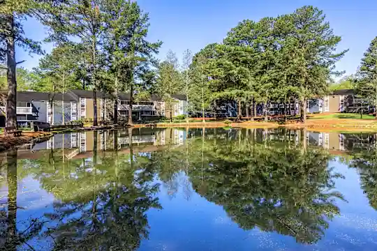 Highland Meadows - Memphis, TN - Photo 11