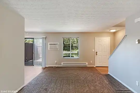 Wyndham Ridge Townhomes - Columbus, OH - Photo 7