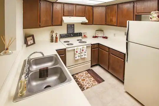 Woodview Terrace Apartments - Knoxville, TN - Photo 10