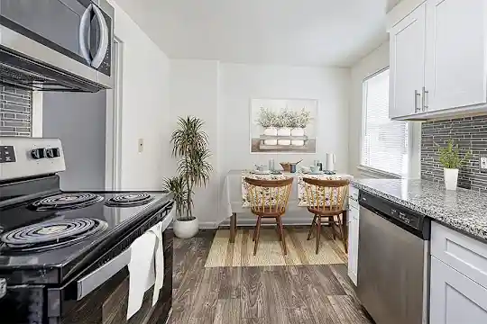Park Place Townhomes - Buffalo, NY - Photo 3