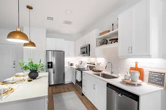 Citizen House East Lake - Austin, TX - Photo 9