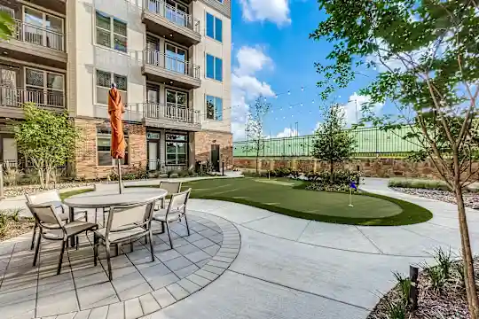 Cedar at the Branch - Dallas, TX - Photo 25