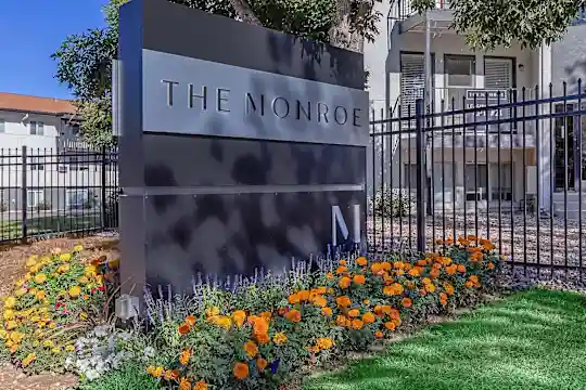 Monroe - Colorado Springs, CO - Photo 25