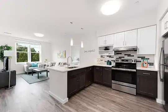 Station Row Apartments - Providence, RI - Photo 1