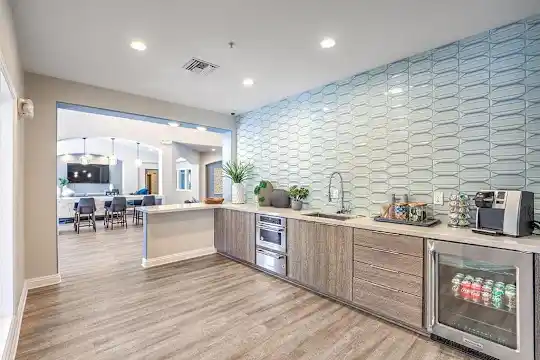 Stone Canyon Apartments - Riverside, CA - Photo 11