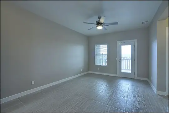 Moderno Village Apartments and Town Homes - El Paso, TX - Photo 22