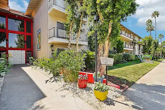 Dwell Apartment Homes - Riverside, CA - Photo 44