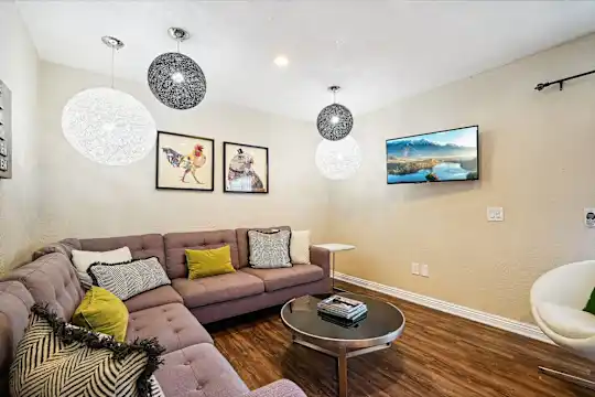 Dwell Apartment Homes - Riverside, CA - Photo 17