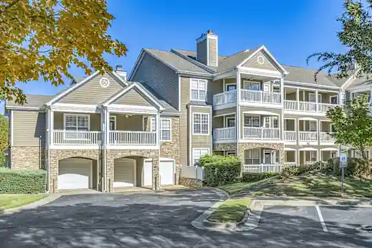 Elan at Mallard Creek Apartment Homes - Charlotte, NC - Photo 3