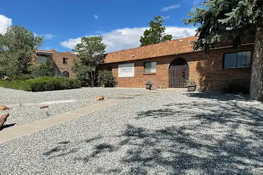 Grandview - Albuquerque, NM - Photo 3