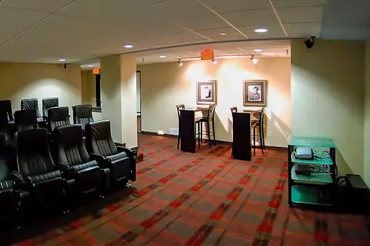 Board of Trade Lofts - Kansas City, MO - Photo 9