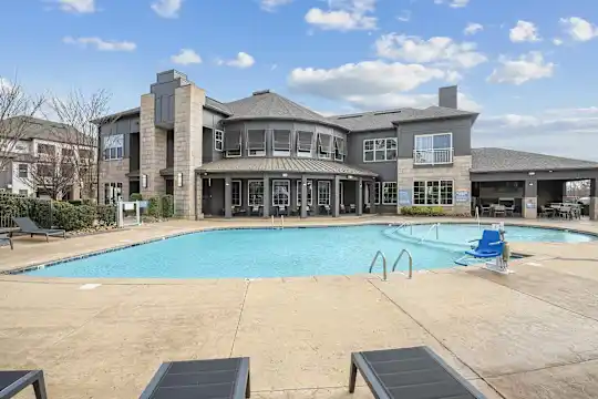 The Maxwell at Highland Creek - Charlotte, NC - Photo 2