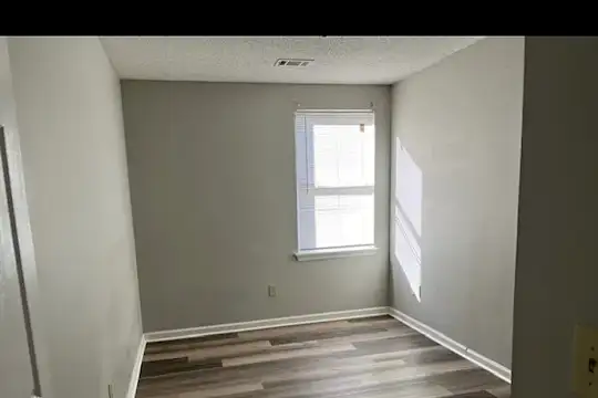 Cane Creek Apartments - Memphis, TN - Photo 5
