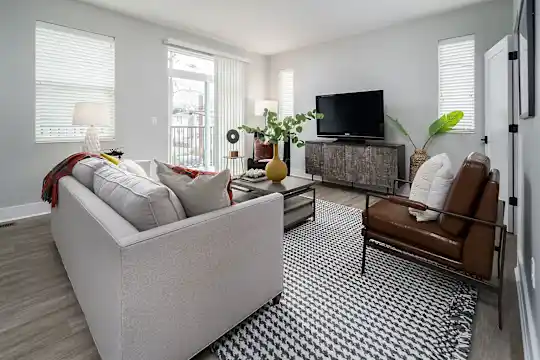 The RED Apartments & Townhomes - Cincinnati, OH - Photo 34