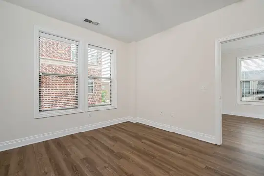Harrison Park Apartments - Columbus, OH - Photo 20