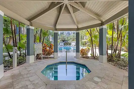 The Manor at Flagler Village - Fort Lauderdale, FL - Photo 16