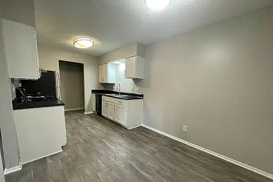 Brentwood Apartments - Memphis, TN - Photo 14
