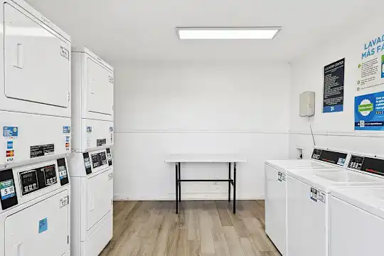 Landmark at Prescott Woods Apartment Homes - Austin, TX - Photo 30