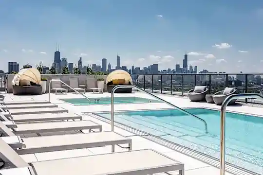 The Apartments at Lincoln Common - Chicago, IL - Photo 38