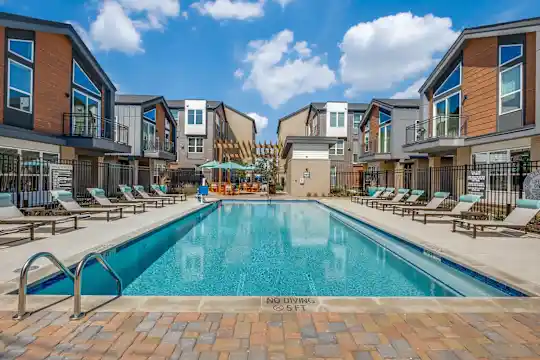 Eastlake Residences - Dallas, TX - Photo 1