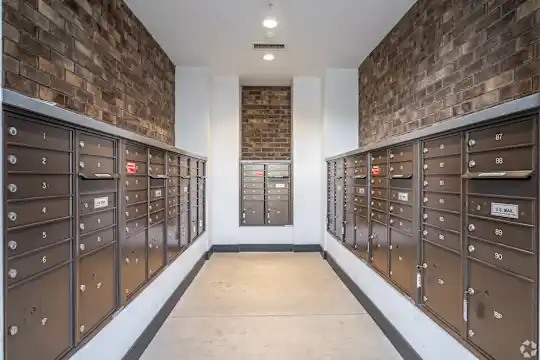 Metro Gateway Apartment Homes - Riverside, CA - Photo 14