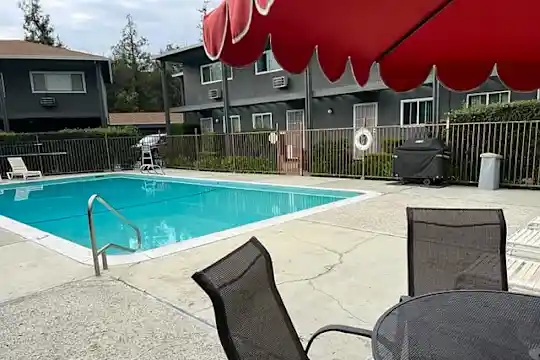 Pruneyard Garden Apartments - Campbell, CA - Photo 4