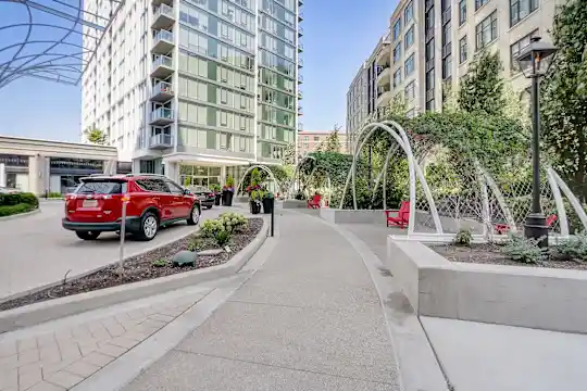 The Apartments at Lincoln Common - Chicago, IL - Photo 49